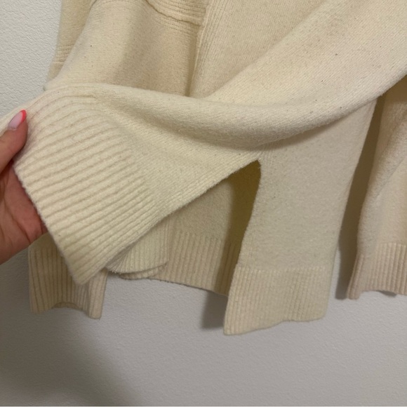 All Saints Lock Roll Neck Relaxed Fit Sweater Chalk White Size Medium Women’s - Picture 11 of 13